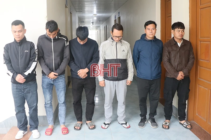 Công an Hà Tĩnh triệt phá đường dây cá độ bóng đá liên tỉnh quy mô gần 2.000 tỷ đồng