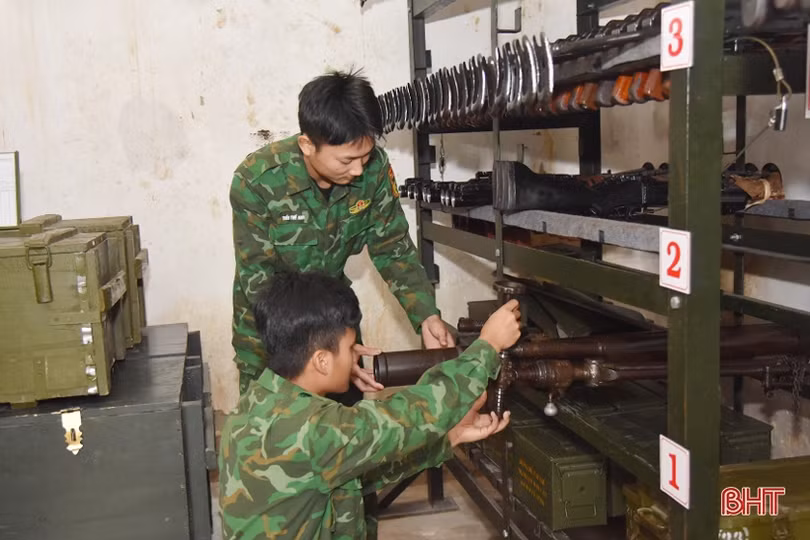 Bộ đội Biên phòng Hà Tĩnh bảo quản tốt vũ khí, trang bị để bảo vệ biên giới