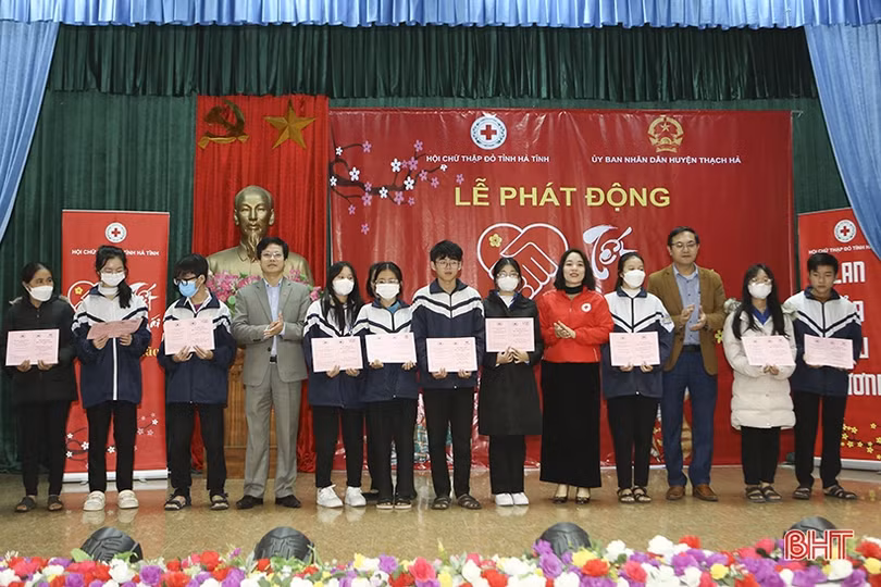 Hội chữ thập đỏ các cấp ở Hà Tĩnh đăng ký huy động 7,4 tỷ đồng cho chương trình “Tết nhân ái”