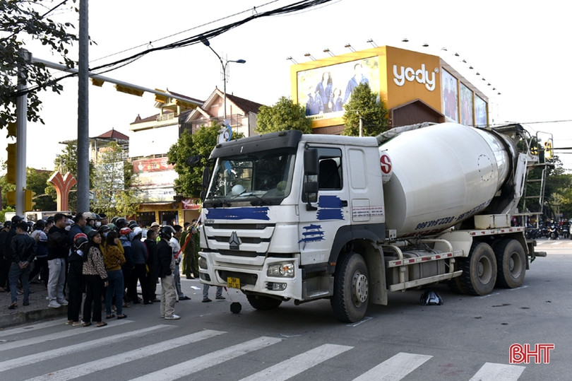 Hà Tĩnh: Va chạm với xe bồn chở bê tông, một người đàn ông tử vong