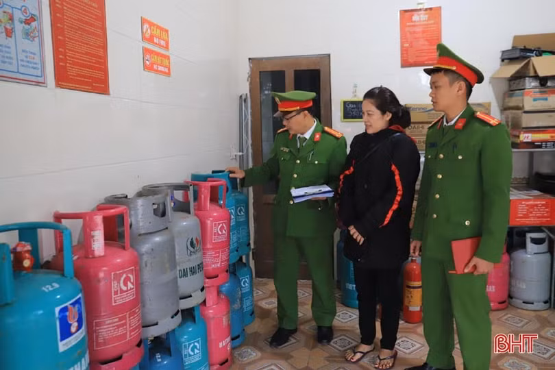 Công an Hương Sơn xử phạt 14 cơ sở vi phạm phòng cháy chữa cháy