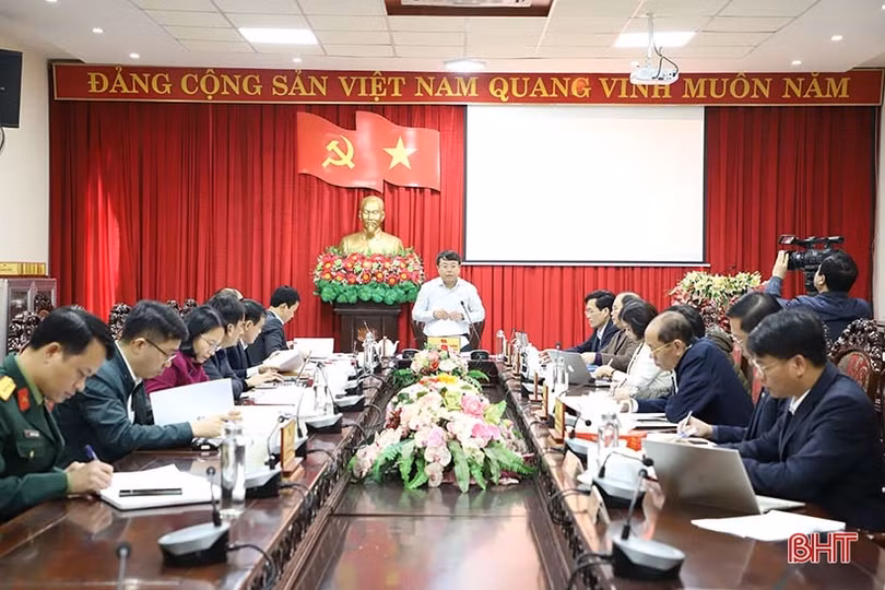 Thành ủy Hà Tĩnh nghiêm túc kiểm điểm, đánh giá chất lượng cán bộ, tổ chức đảng