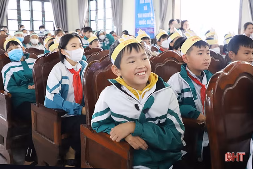 Sôi nổi hội thi tìm hiểu kiến thức sử dụng năng lượng tiết kiệm tại Hà Tĩnh