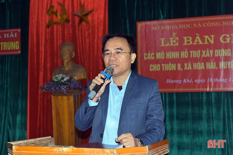 Sở KH&CN bàn giao các công trình nông thôn mới tại Hương Khê