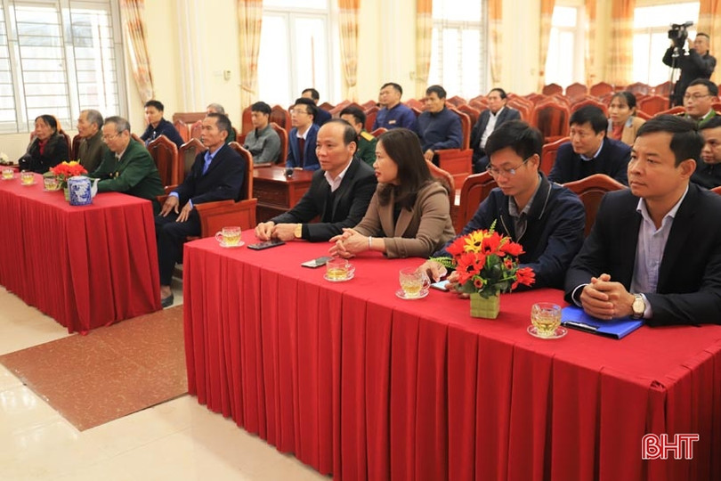 Truy tặng danh hiệu “Bà mẹ Việt Nam anh hùng” cho mẹ Đặng Thị Nhị