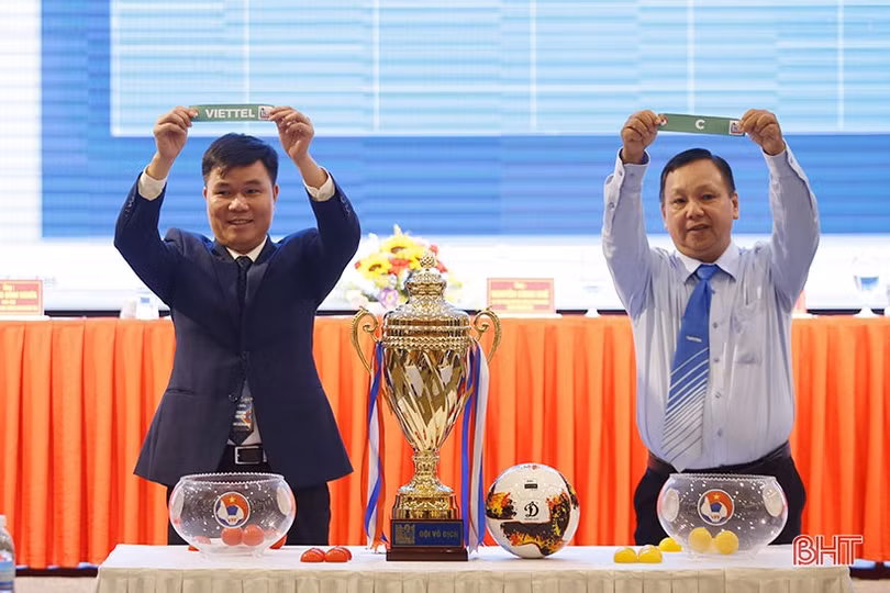 Hồng Lĩnh Hà Tĩnh nằm nhóm “dễ thở” tại Giải Bóng đá U21 quốc gia 