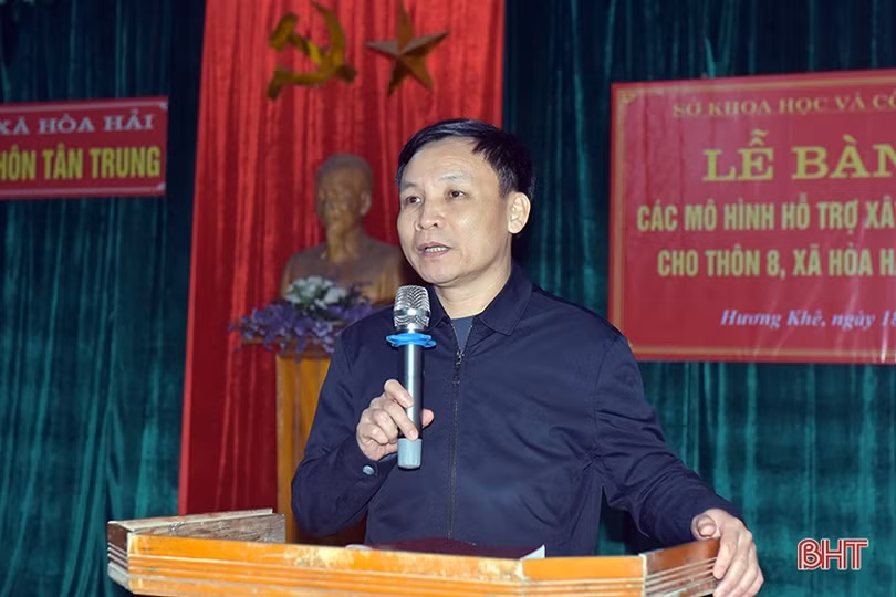 Sở KH&CN bàn giao các công trình nông thôn mới tại Hương Khê