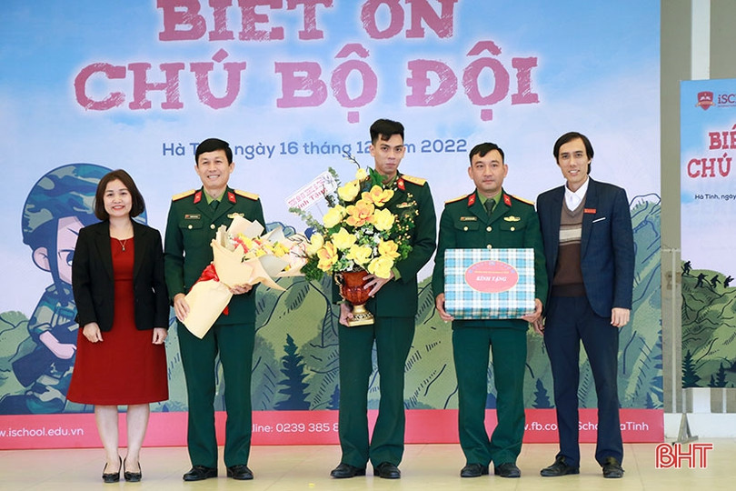 Học sinh mầm non iSchool Hà Tĩnh hào hứng trải nghiệm cùng Chương trình “Biết ơn chú bộ đội”