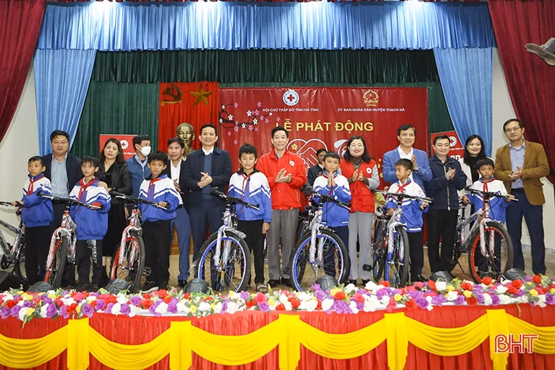 Hội chữ thập đỏ các cấp ở Hà Tĩnh đăng ký huy động 7,4 tỷ đồng cho chương trình “Tết nhân ái”