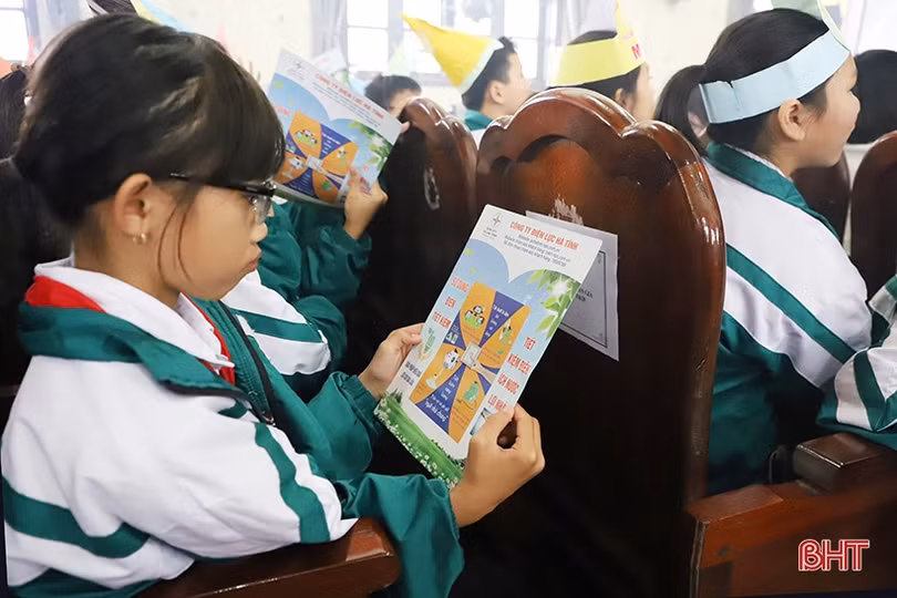 Sôi nổi hội thi tìm hiểu kiến thức sử dụng năng lượng tiết kiệm tại Hà Tĩnh