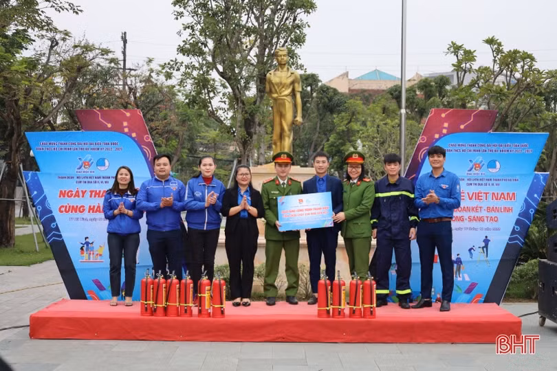 Tuổi trẻ TP Hà Tĩnh chào mừng thành công Đại hội Đoàn toàn quốc