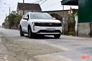 Tu sửa đường sau phản ánh của Báo và PTTH Hà Tĩnh