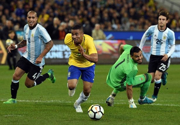 Argentina đánh bại Brazil trong ngày ra mắt HLV Jorge Sampaoli ảnh 3 argentina danh bai brazil trong ngay ra mat hlv jorge sampaoli