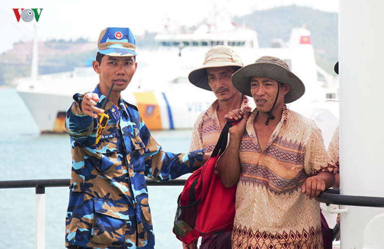 hanh trinh gan 600 hai ly dua 695 ngu dan tu indonesia ve viet nam