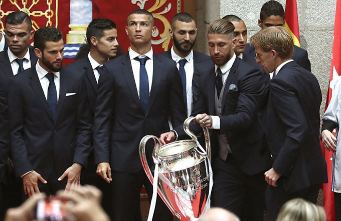 toan canh le an mung hoanh trang bac nhat cua real madrid