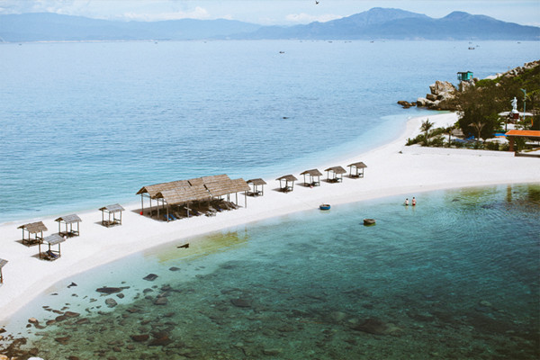 18 hon dao hoang so khap 3 mien cho ban tha ho check in het mua he