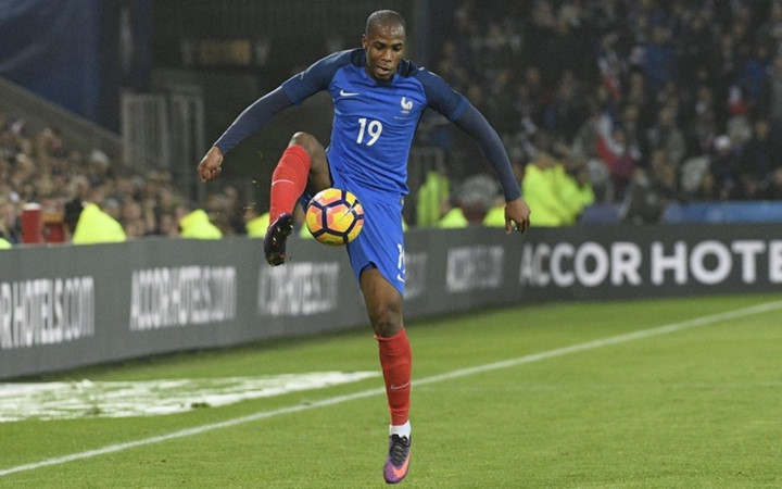 pogba griezmann va danh sach 26 hao thu dt phap chuan bi do suc dt anh