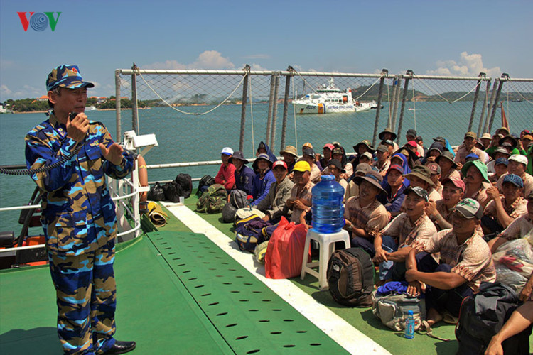 hanh trinh gan 600 hai ly dua 695 ngu dan tu indonesia ve viet nam