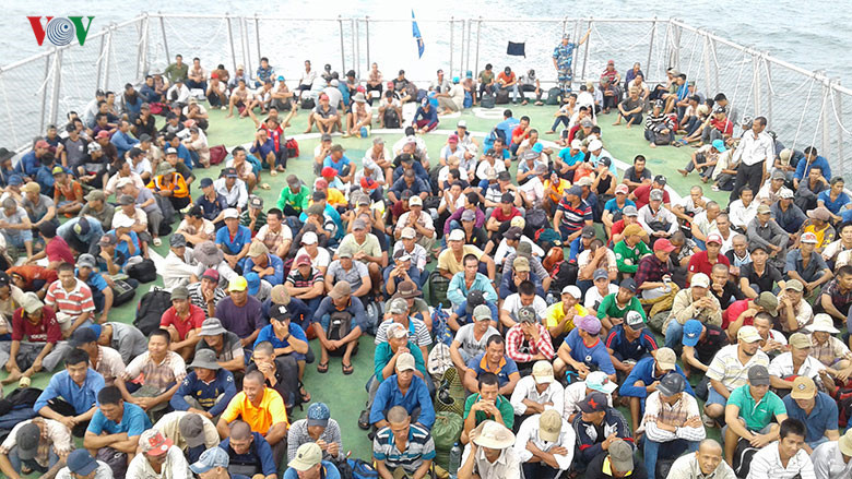 hanh trinh gan 600 hai ly dua 695 ngu dan tu indonesia ve viet nam