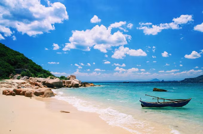 18 hon dao hoang so khap 3 mien cho ban tha ho check in het mua he