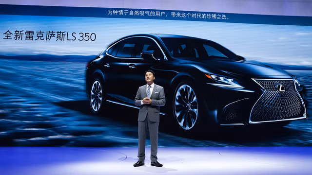 lexus trinh lang mau xe co lon hang sang gia re ls 350