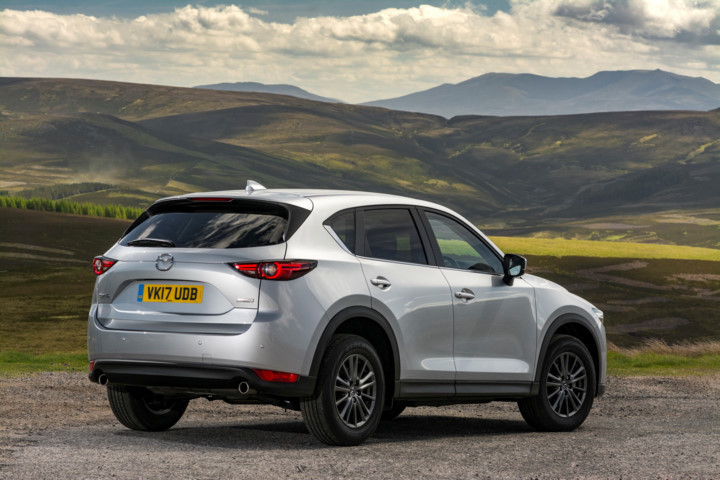 mazda cx 5 2017 chot gia 687 trieu dong
