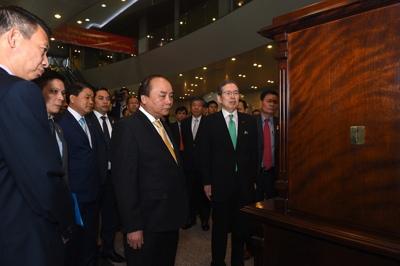 hinh anh thu tuong tham nha may cua tap doan nidec nhat ban