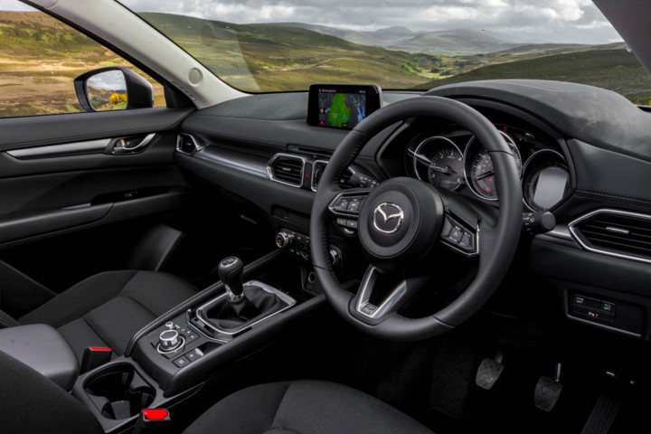 mazda cx 5 2017 chot gia 687 trieu dong