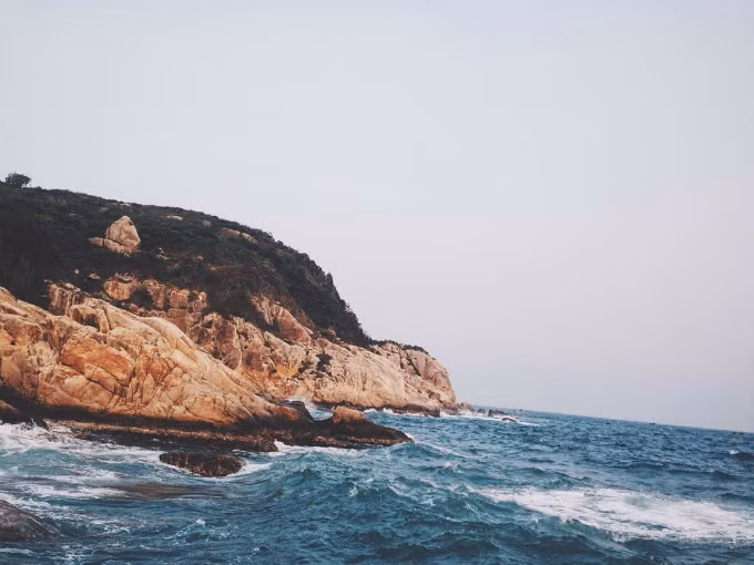 18 hon dao hoang so khap 3 mien cho ban tha ho check in het mua he