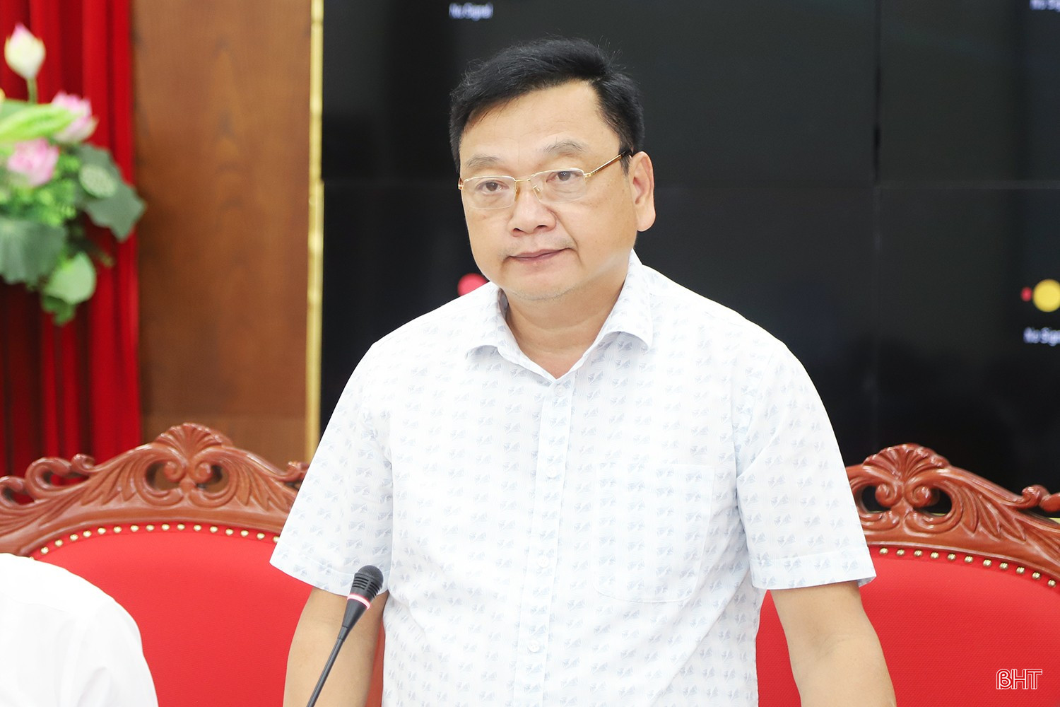 Phó Chủ tịch UBND tỉnh Hồ Huy Thành đánh giá cao các ý kiến tâm huyết, trách nhiệm của đại biểu.