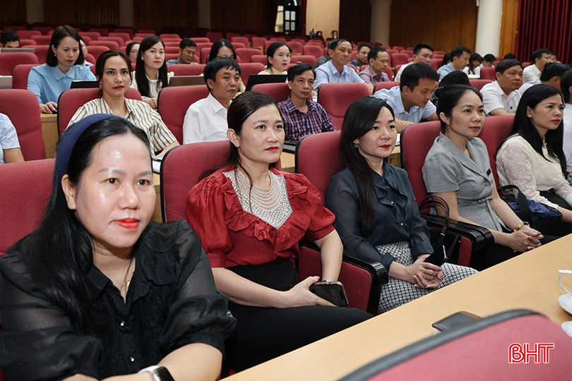 ...và chuyên đề "Tình hình thế giới, khu vực nổi bật thời gian gần đây; tác động và chủ trương, chính sách của Việt Nam”. bqbht_br_img-6464-1.jpg
