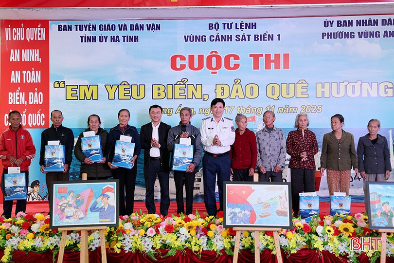 Memberi hadiah kepada 10 keluarga polisi di wad Vung Ang... bqbht_br_img-9137-1.jpg