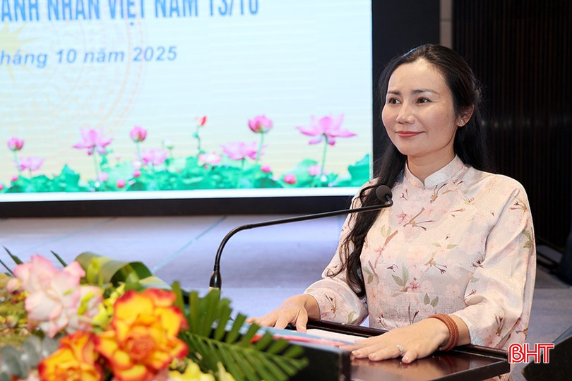 Bà Thân Thị Nghị, Giám đốc Khách sạn Thiên Ý đề nghị tỉnh tiếp tục quan tâm, thu hút đầu tư hạ tầng Khu du lịch Thiên Cầm. bqbht_br_img-8094-1.jpg