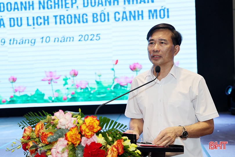 Giám đốc Sở VH-TT&DL Nguyễn Viết Trường bế mạc buổi tọa đàm. bqbht_br_img-8073-1.jpg