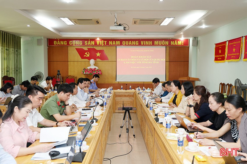 Đại biểu tham dự buổi làm việc. bqbht_br_img-7253-1.jpg