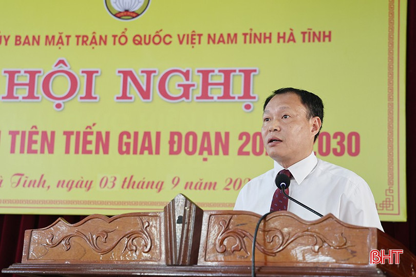 Phó Chủ tịch Ủy ban MTTQ tỉnh Thái Ngọc Hải trình bày báo cáo tại hội nghị. bqbht_br_img-6843-1.jpg