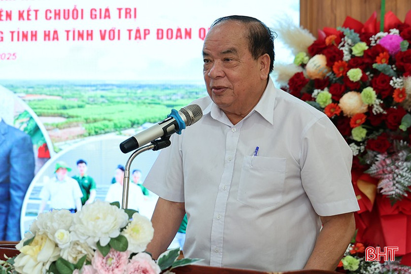 Ông Nguyễn Hồng Lam - Chủ tịch Hội Nông nghiệp tuần hoàn Việt Nam - Chủ tịch HĐQT Công ty CP Tập đoàn Quế Lâm chia sẻ về sự cần thiết và tính bền vững của nông nghiệp hữu cơ, tuần hoàn. bqbht_br_img-9892.jpg