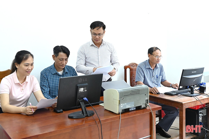 Thường trực HĐND xã Đức Quang tập trung chuẩn bị nội dung kỳ họp giữa năm. bqbht_br_dsc-7x967.jpg
