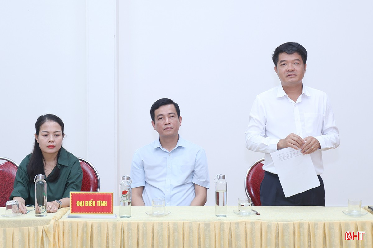 Chủ tịch Ủy ban MTTQ tỉnh Trần Nhật Tân gửi lời cảm ơn tới tập thể ban lãnh đạo và cán bộ công nhân viên công ty. bqbht_br_aimg-0113.jpg
