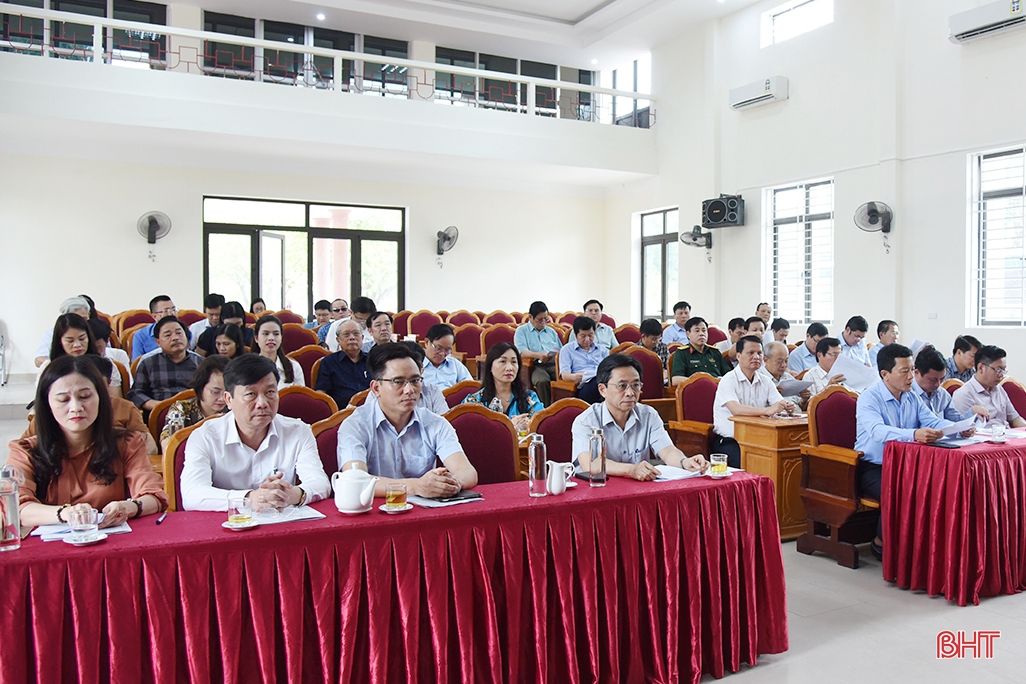 Bầu cử ĐBQH khóa XV và đại biểu HĐND các cấp nhiệm kỳ 2021 - 2026: “Chọn mặt gửi vàng!”