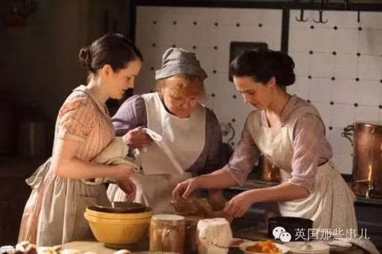 thu vui ky quac cua gioi sieu giau chi gan 100 trieu dong ngay de thu lam nguoi hau