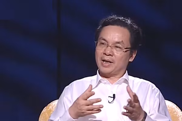 xac dinh dung vai tro sieu uy ban