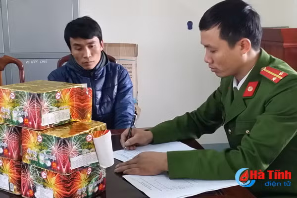 thu giu 9 kg phao tang tru trai phep o can loc
