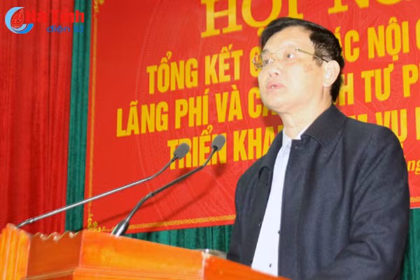 nguoi dung dau chiu hoan toan trach nhiem neu de xay ra bat on chinh tri