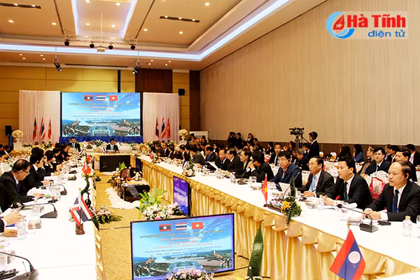 hoi nghi 9 tinh 3 nuoc thai lan lao viet nam co su dung duong 8 va duong 12