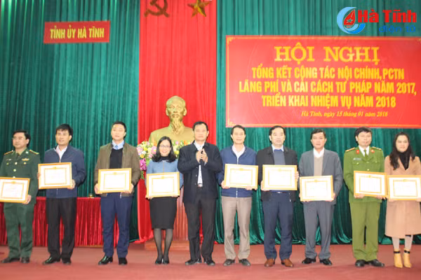 nguoi dung dau chiu hoan toan trach nhiem neu de xay ra bat on chinh tri