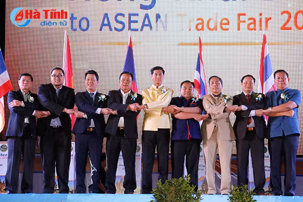 cac tinh su dung duong 8 va duong 12 bat tay hop tac cung phat trien