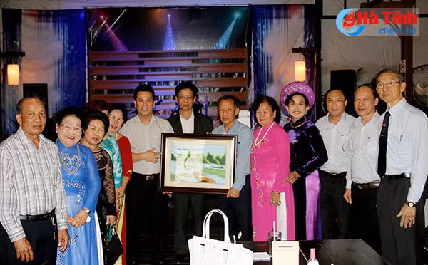 cac tinh su dung duong 8 va duong 12 bat tay hop tac cung phat trien