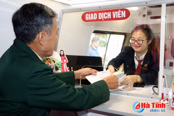 agribank ha tinh mo diem giao dich luu dong tai huong khe