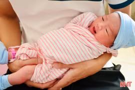 Em bé mang tên Quốc Khánh chào đời đúng ngày Tết Độc lập